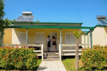 Mietunterkunft - Bungalow Deluxe 1 Zimmer - MCM Beach & Camping