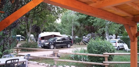 Camping Grottes d’Azé