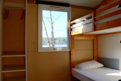 Chalet Lakeside 28m² Confort - 2 bedrooms + Terrace + TV