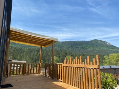 Cottage 40m² Confort - 3 bedrooms + Half-covered terrace + TV + 2 bathrooms + Lake view