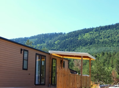 Cottage 40m² Confort - 3 bedrooms + Half-covered terrace + TV + 2 bathrooms + Lake view