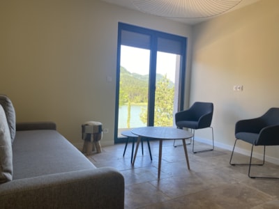 Villa 58m² Confort - 1 bedroom + lake view terrace + TV