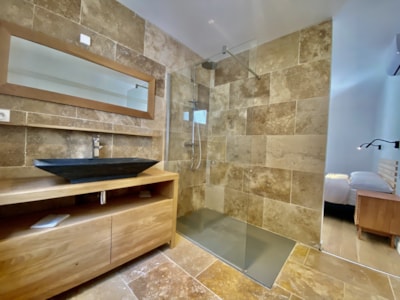 Villa 116m² Premium - 3 bedrooms + lake view terrace + TV + 2 bathrooms + Spa + Dishwasher