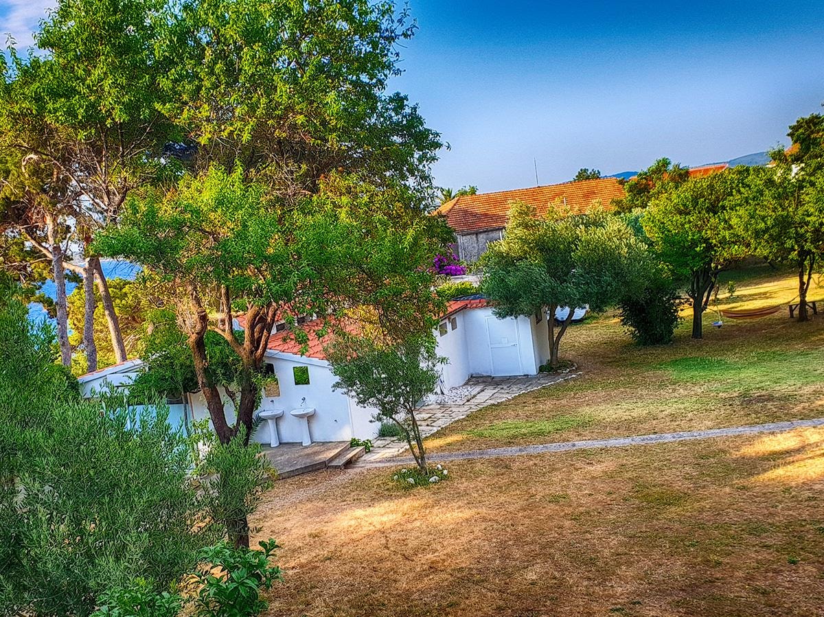 Camp Trstenica — Foto 3