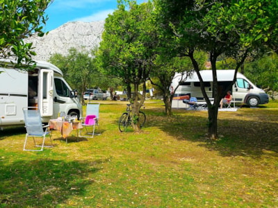 Pitch + small tent