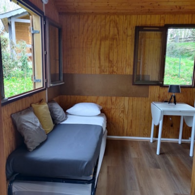Chalet Malin 13m² - 1 bedroom - with toilet - shower at the campsite sanitary block - — 6