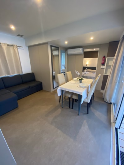 Deluxe Mobile Home First Raw Double Bathroom — 2