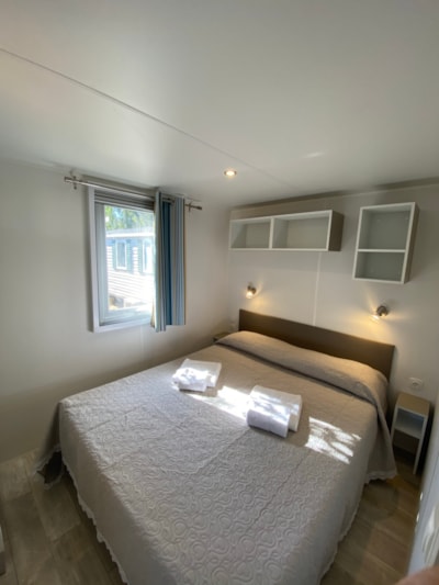 Superior Mobile Home (Seaside area - bathroom french style) — 5