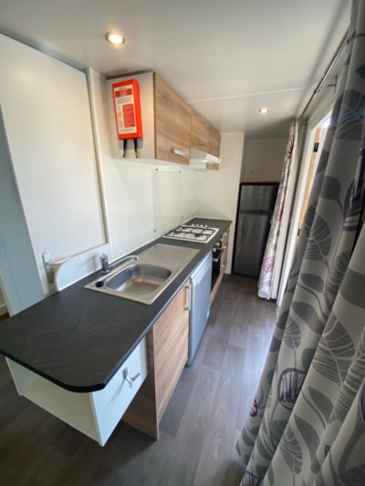 Deluxe Mobile Home (6 beds) 1st Raw — 3