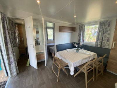 Deluxe Mobile Home (6 beds) 1st Raw — 2