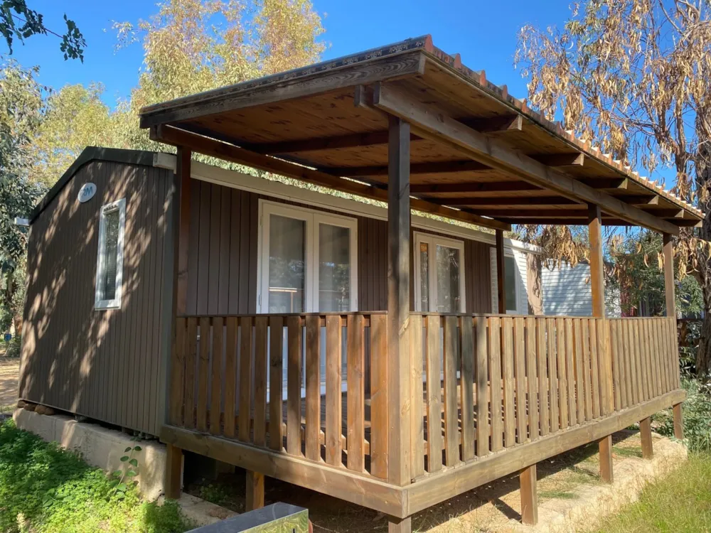 Deluxe Mobile Home Fourth Raw