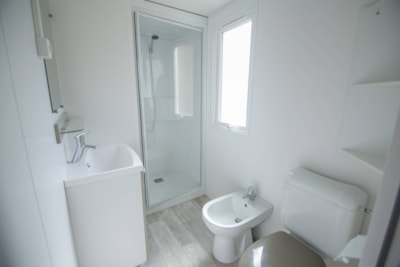 Deluxe Mobile Home (6 beds - bathroom italian style) — 8