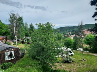 Pitch + 1 car + tent , caravan or camping-car