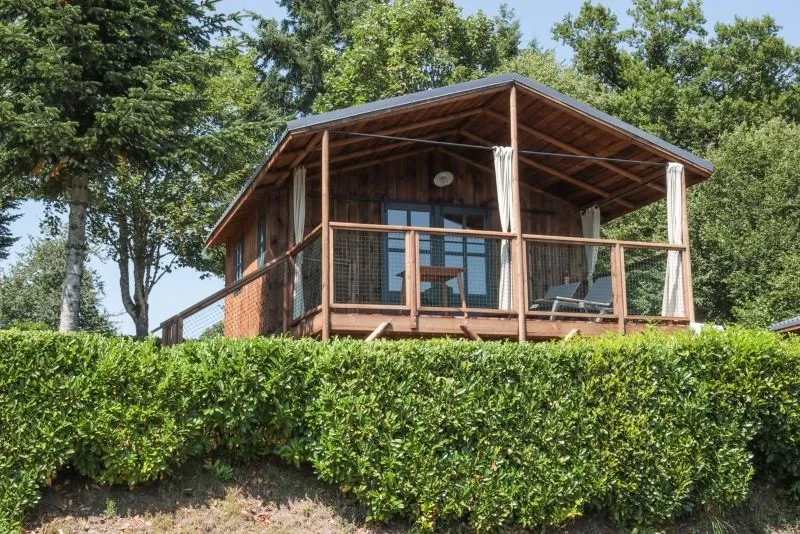 Location - Chalet/Cabane 2 Personnes Premium Sur Pilotis - Camping l'Air du Temps