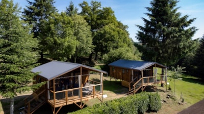 Premium cabin/chalet on stilts
