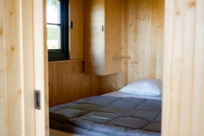 Premium cabin/chalet on stilts