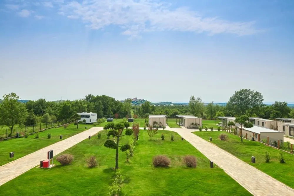 Kampeerplaats(en) - Premium Kampeerplaats - San Servolo Wellness Camping