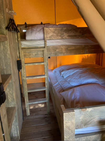 SLOW LODGE - without bathroom
