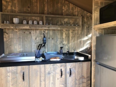 WOOD LODGE - with bathroom