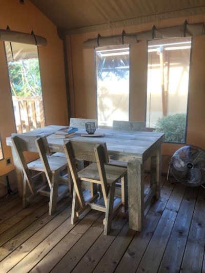 WOOD LODGE - with bathroom