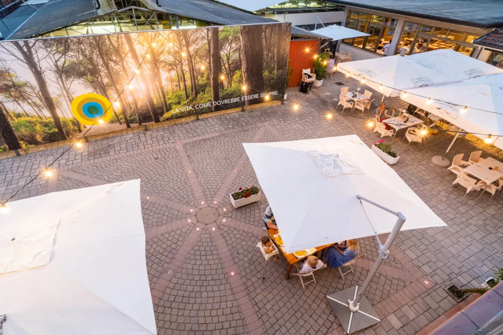 Club del Sole Viareggio Family Collection