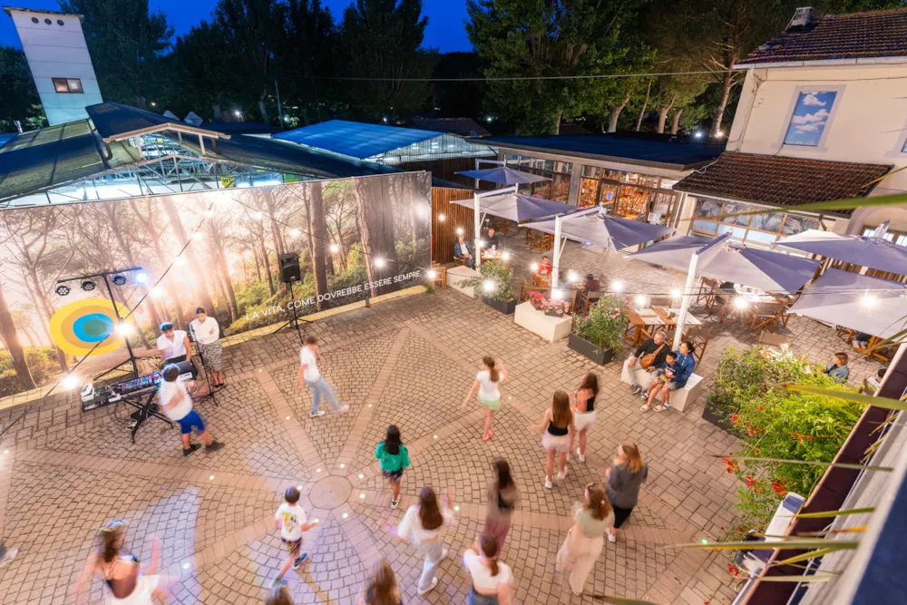 Club del Sole Viareggio Family Collection