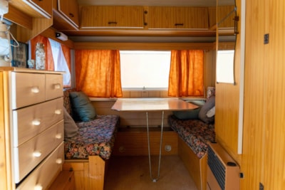 Caravan — 9