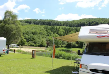 Stellplatz - Stellplatz|Kleiner Teich|Ohne Hunde - Pielachtal Camping