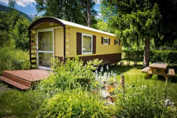 Mietunterkunft - Ungewöhnliche Natur Planwagen Les Ecrins 1 Schlafzimmer 17M² - Flower Camping  A La Rencontre du Soleil