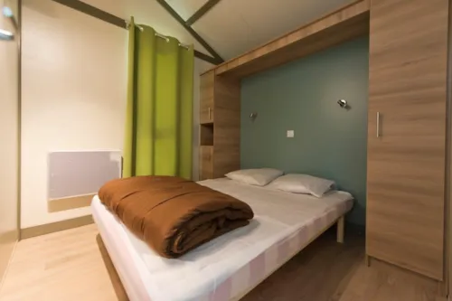 Location - Chalet Sekoya Premium 35M² - 2 Chambres + Terrasse 17M² + Plancha + Tv + Lave-Vaisselle - - image n°6 - Flower Camping  A La Rencontre du Soleil