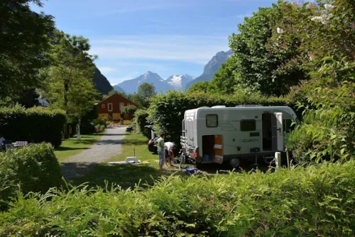 Stellplatz - Standard-Stellplatz Ohne Strom - image n°5 - Flower Camping  A La Rencontre du Soleil
