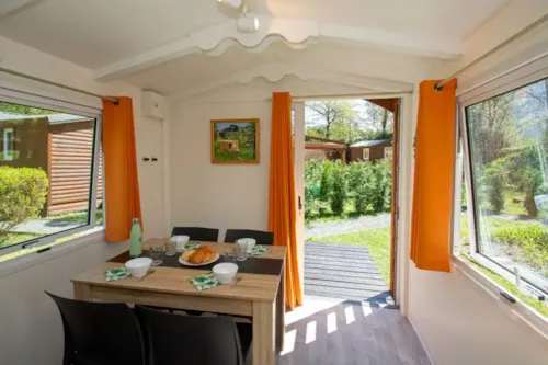 Mietunterkunft - Wohnwagen Les Ecrins Standard 17M² - 1 Schlafzimmer + Plancha - - image n°3 - Flower Camping  A La Rencontre du Soleil