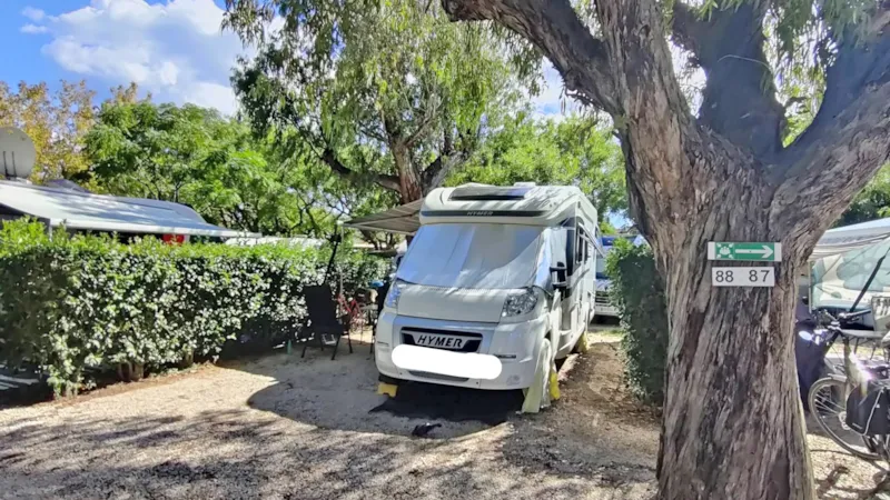 Emplacement Tente, Caravane Ou Camping Car