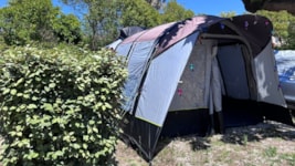Plaatsing tenten, caravans of campers