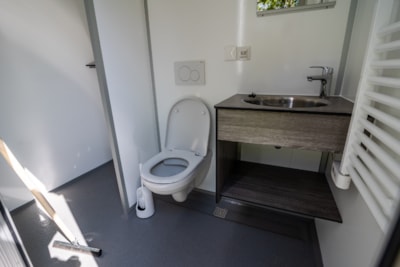 Pitch Comfort+ with private facilities — 3