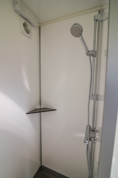 Pitch Comfort+ with private facilities — 4