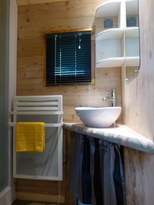 Location - Chalet Blanc 30 M² - image n°5 - Sites et Paysages De Martinière