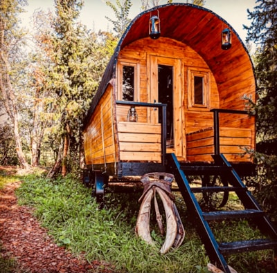 Gipsycar duo & spa Wild West Lodge