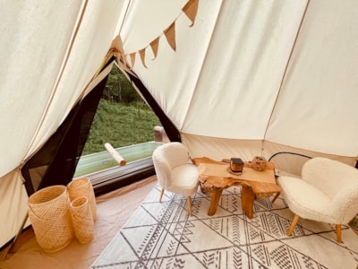 Nomadic Inuit tent & Spa - Travel to Nerrivik Lodges