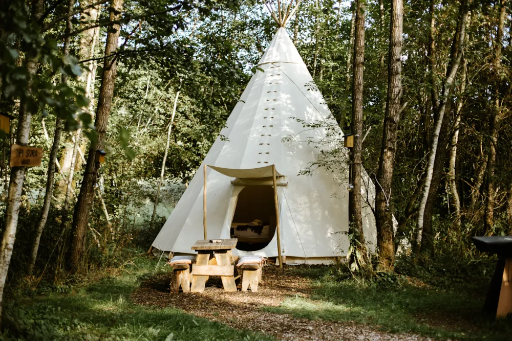 Huuraccommodatie(s) - Tipi Sora Tribu Du Wakanda Lodges - Écodomaine "La Rêverie"