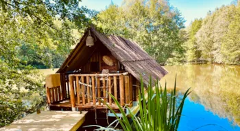Accommodation - Kon-Tiki Floating Cabin & Spa - Terra Incognita - Écodomaine "La Rêverie"