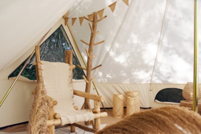 Nomadic Inuit tent & Spa - Travel to Nerrivik Lodges