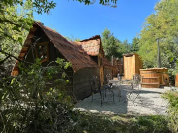 Accommodation - Airie Fairy Hut - Écodomaine "La Rêverie"