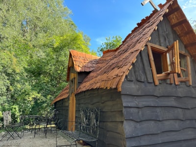 Airie Fairy Hut