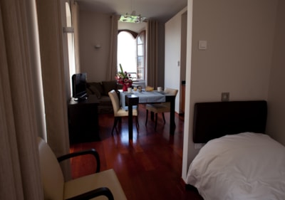 2-Bedroom Apartment