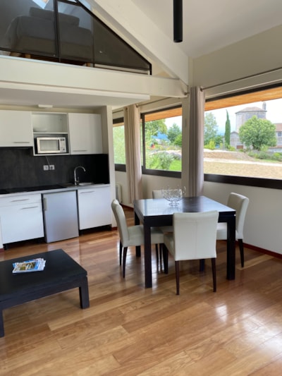 1-Bedroom Apartment