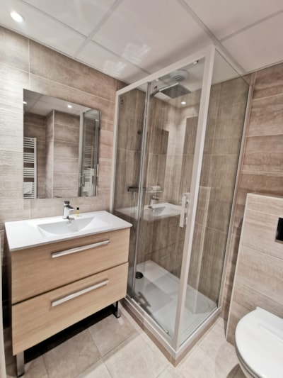 1-Bedroom Apartment