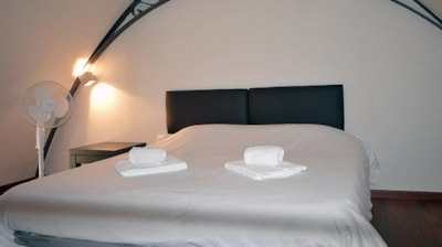 2-Bedroom Apartment