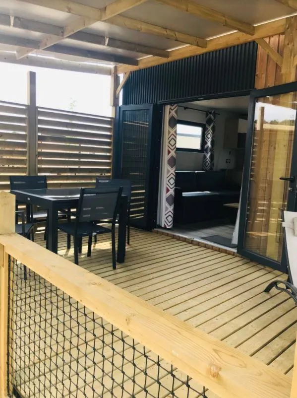 Mobil-Home Premium 22 M² 1 Chambre + Terrasse 17M² + Tv + Lv + Climatisation + Plancha