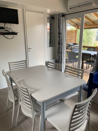 Mobile-home Premium (35+28m²) 5 bedrooms +SPA + terrace 44m² + TV + Dishwasher +air-conditioning